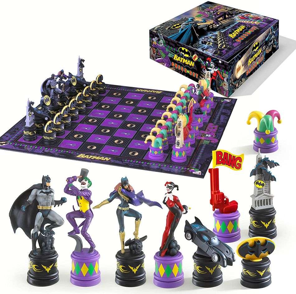 Chess Set Batman The Dark Knight vs The Joker Board Game - fimurineforall.com