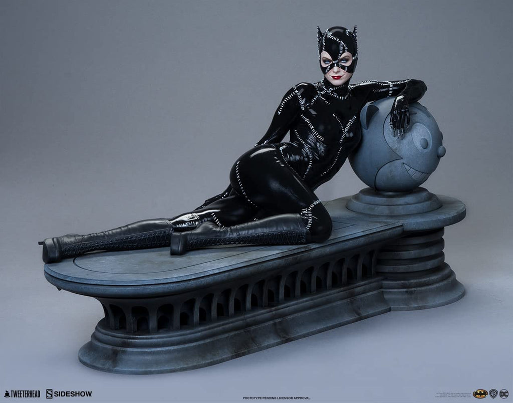 DC Batman Returns Movie CATWOMAN 1/4 Scale Maquette Statue - fimurineforall.com