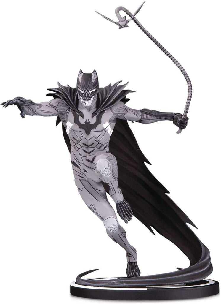 DC Collectibles Batman Black & White: Batman by Kenneth Rocafort Statue, Multicolor - fimurineforall.com