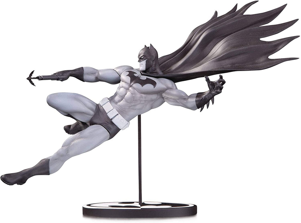 Batman Black and White - Batman 3 Inch Statue Figure by Doug Mahnke - fimurineforall.com
