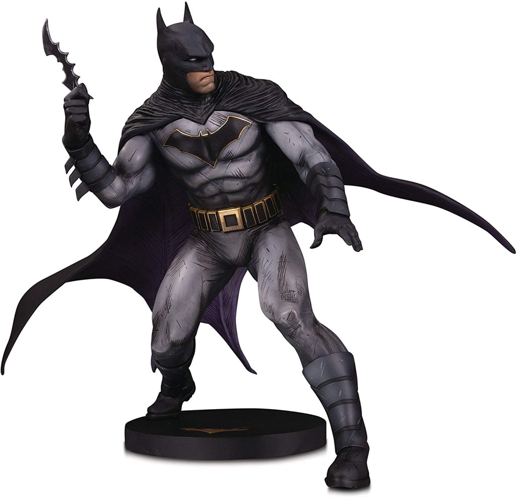 DC Collectibles Designer Series: Batman by Olivier Coipel Statue, Multicolor - fimurineforall.com
