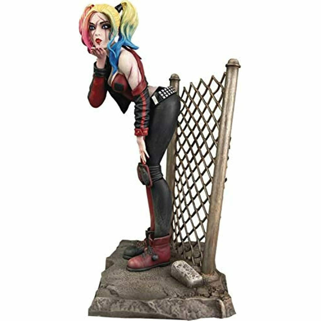 DC Gallery Harley Quinn Dceased 8 Inch PVC Diorama Figure - fimurineforall.com