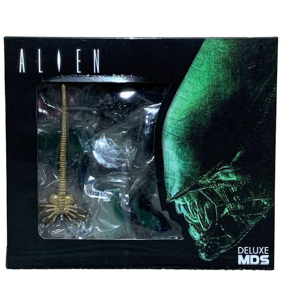 Alien Designer Series Deluxe 6 Inch Stylized Roto Vinyl Figure