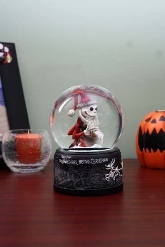Giftware - The Nightmare Before Christmas Santa Jack with Beard Snowglobe (with Air bubble) - fimurineforall.com