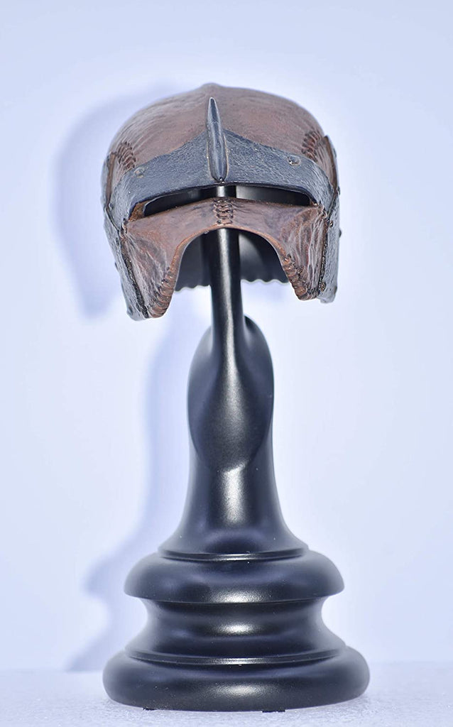 Sideshow Lord of the Rings - Uruk-hai Scout 1:4 Scale Helm - fimurineforall.com